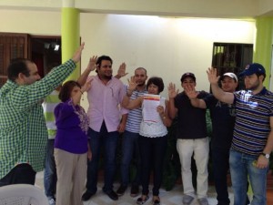 El secretario general del PRSC, Ramon Rogelio Genao, juramenta directorio en Jarabacoa. jpg