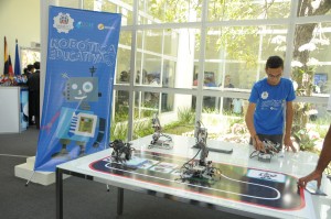 ACM_9085