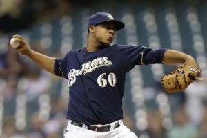 Ubaldo poncha a 10 y consigue primera victoria; Peralta conduce blanqueada de Cerveceros