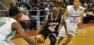 Hurracanes derrotan vencen a los Indios; Leones se imponen ante los Soles 
