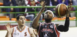 Los Indios contratan del canastero Walter Baxley