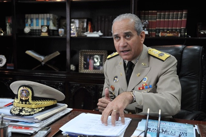 Ministro de Defensa apoya de manera parcial muro en la frontera
