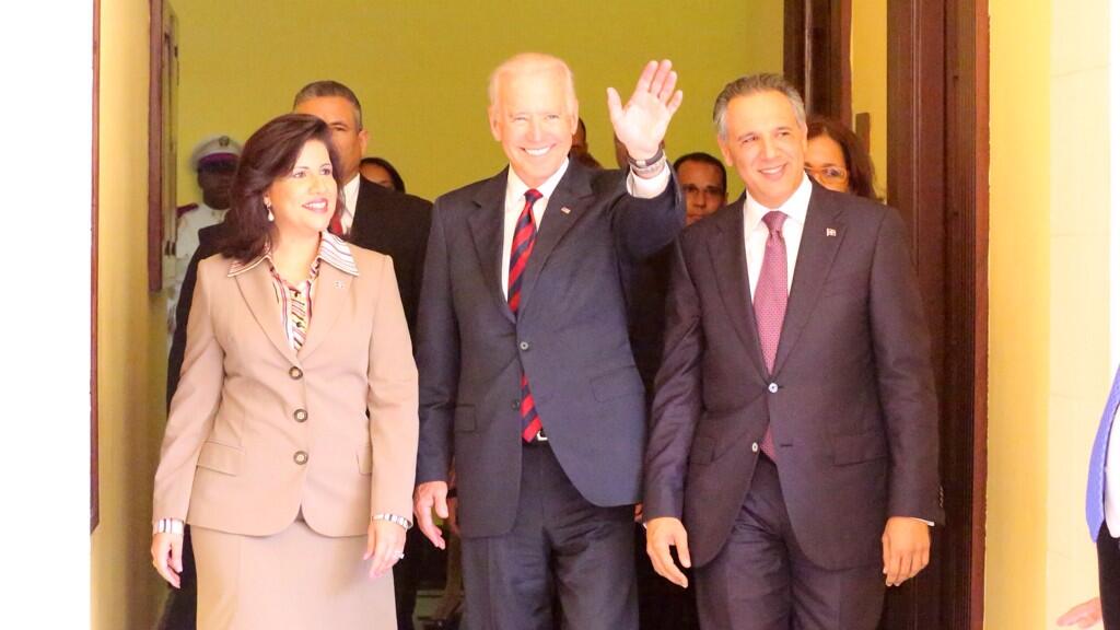 Biden ya está en el Palacio Nacional para reunirse con Danilo