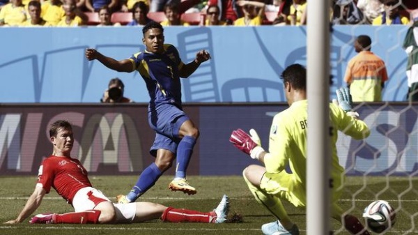 ¡FINAL DRAMÁTICO! En último minuto Suiza derrota 2-1 a Ecuador