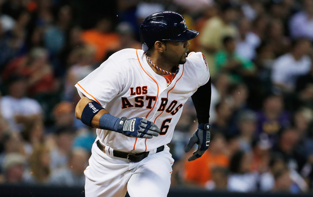 Villar de 5-3 en triunfo de Astros; Núñez fleta segundo vuelacerca y pega dos sencillos