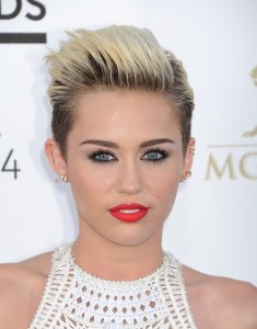 Miley Cyrus se presentará por primera vez en el país; será en el Estadio Quisqueya el 13 de septiembre 