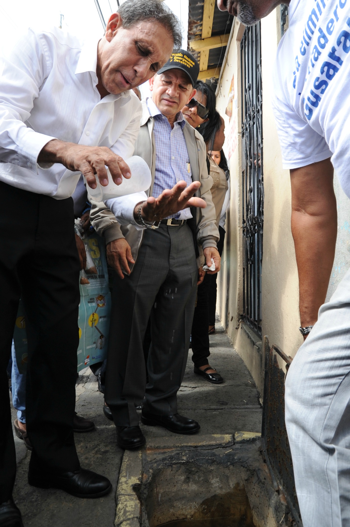 MSP y Fundación Cruz Jiminián realizan jornada de prevención y control chikungunya en Cristo Rey