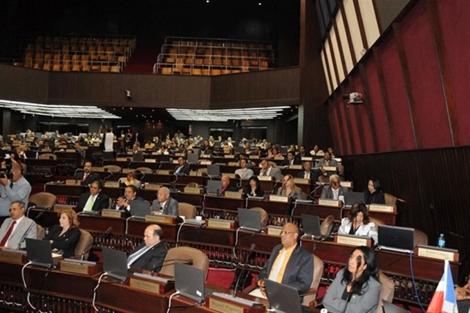Diputados rechazan modificaciones hechas por el Senado al proyecto Loma Miranda