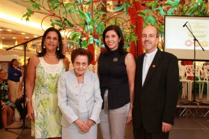 1. Alexandra Matos De Purcell, Mary Pérez Marranzini, Silvia Rosales y Jesús Zaglul