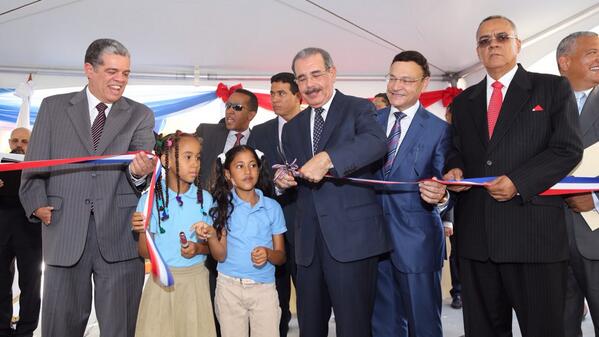 Presidente Medina inaugurará otras 171 escuelas