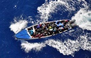 Detienen-a-13-dominicanos-y-un-haitiano-en-la-costa-suroeste-de-Puerto-Rico