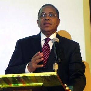 Ismael-Reyes-