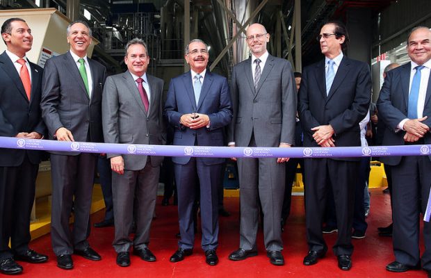 Presidente Medina inaugura planta de biomasa Cervecería Nacional