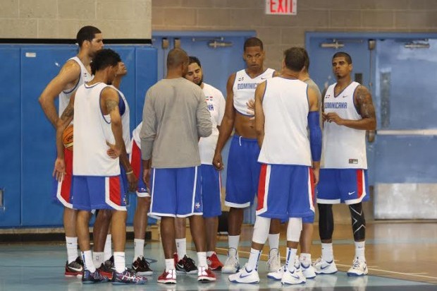 Selección de República Dominicana parte esta noche hacia Madrid