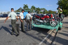 AMET retiene vehículos en autopistas y carreteras