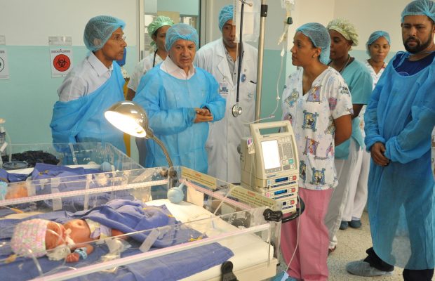 Ministro de salud: “Conato de incendio no afectó recién nacidos en Maternidad La Altagracia”
