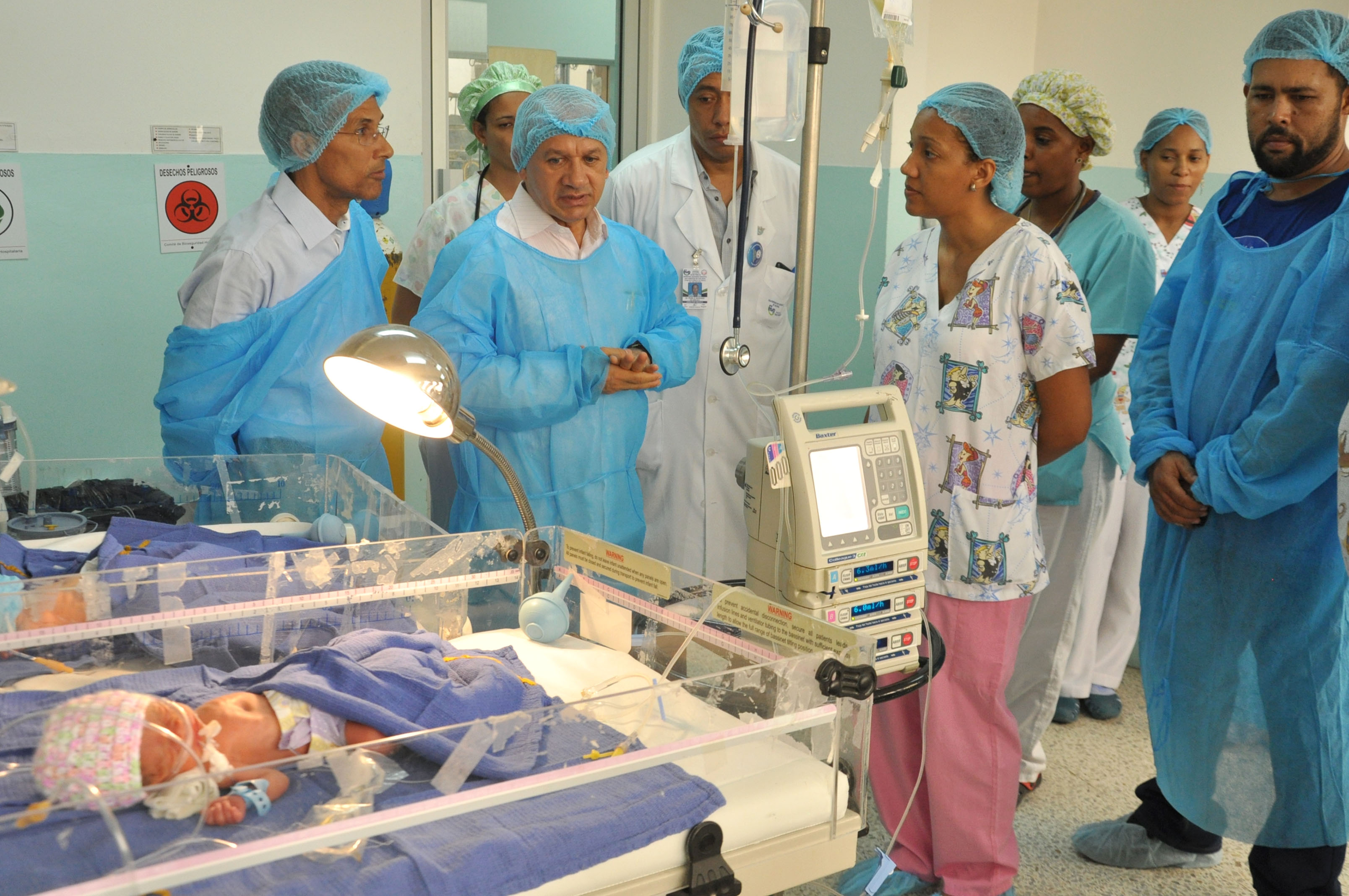 Ministro de salud: “Conato de incendio no afectó recién nacidos en Maternidad La Altagracia”