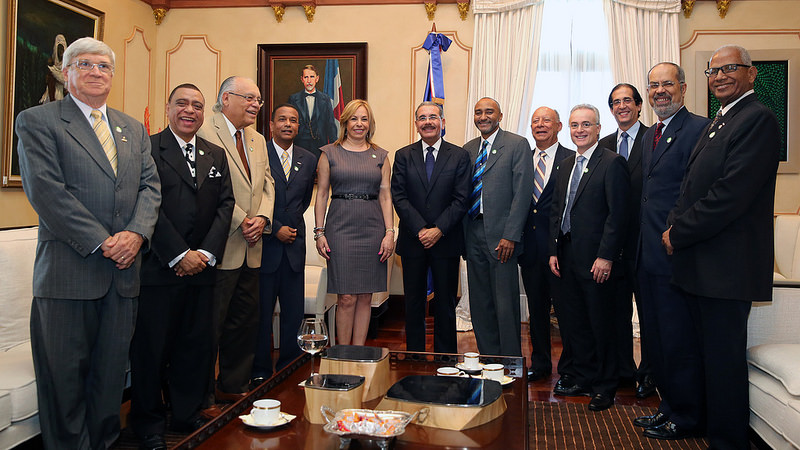 Presidente Medina comparte con el Consejo Directivo de ADORA