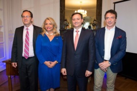 Embajada de RD en Francia se reúne con inversionistas