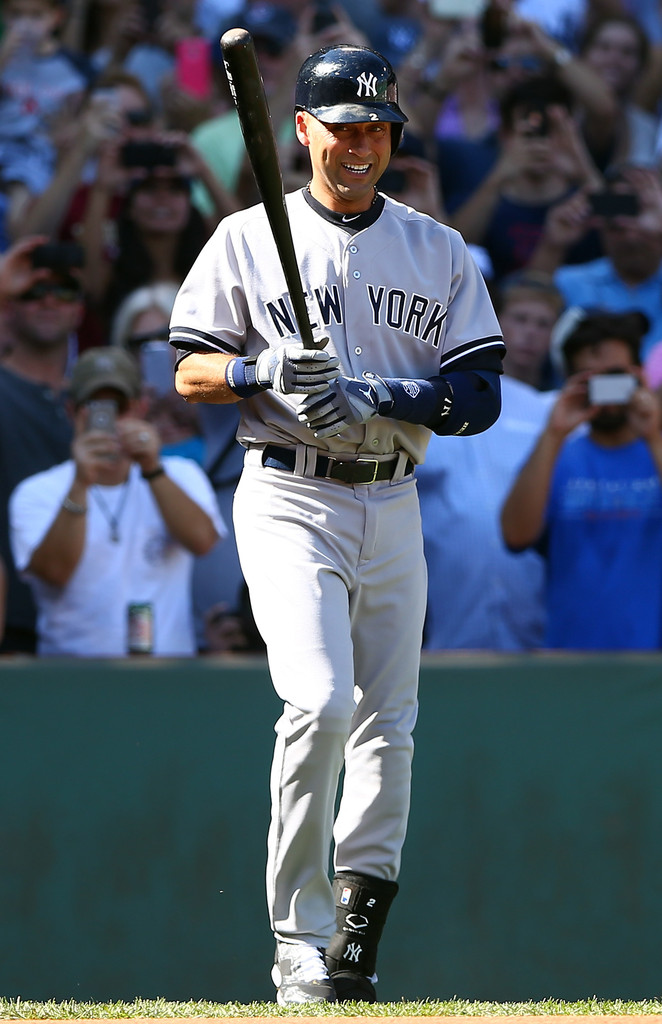 Derek Jeter se despide de las Grandes Ligas con un infiel hit y una remolcada