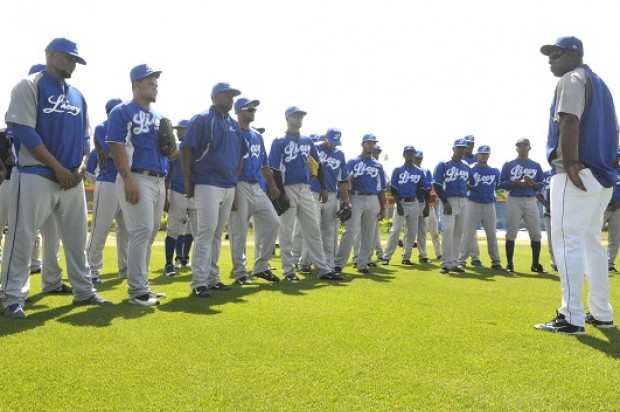 Dirigente José Offerman sorprendido por asistencia al entrenamiento del Licey