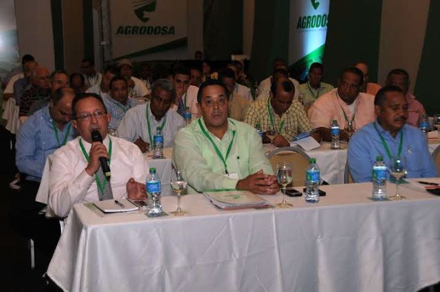 Autoridades y productores fortalecerán el seguro agropecuario