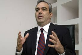 Luis Abinader rechaza posición del presidente Medina sobre Loma de Miranda