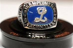 Atención: Replica de Anillo de campeón del Licey está a la venta