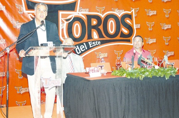 Toros del Este presentan su equipo para próxima temporada de béisbol invernal