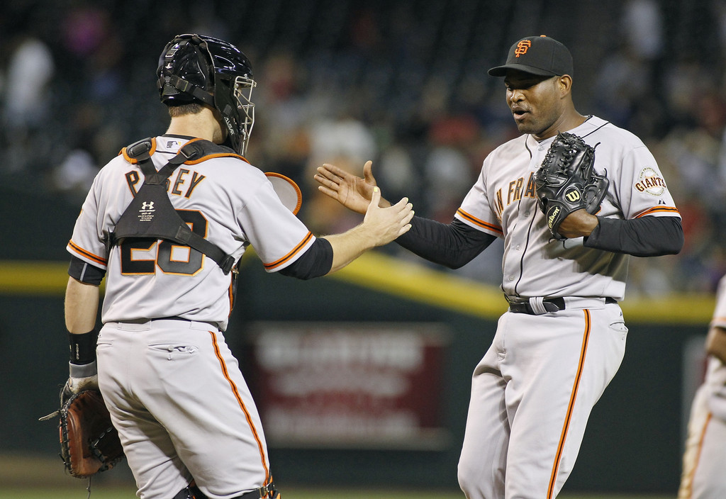 San Francisco vence a los Cardenales y se ponen a un paso de la Serie Mundial