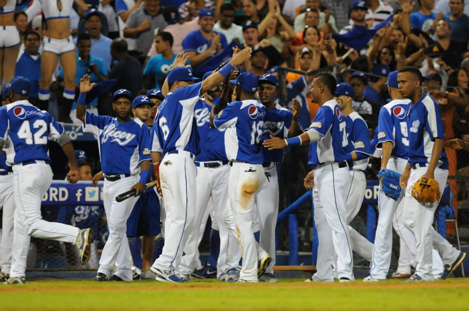Tigres consiguen primera victoria del torneo al vencer a los Leones