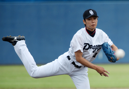 Lanzador japonés Katsuki Matayoshi reforzará al Licey