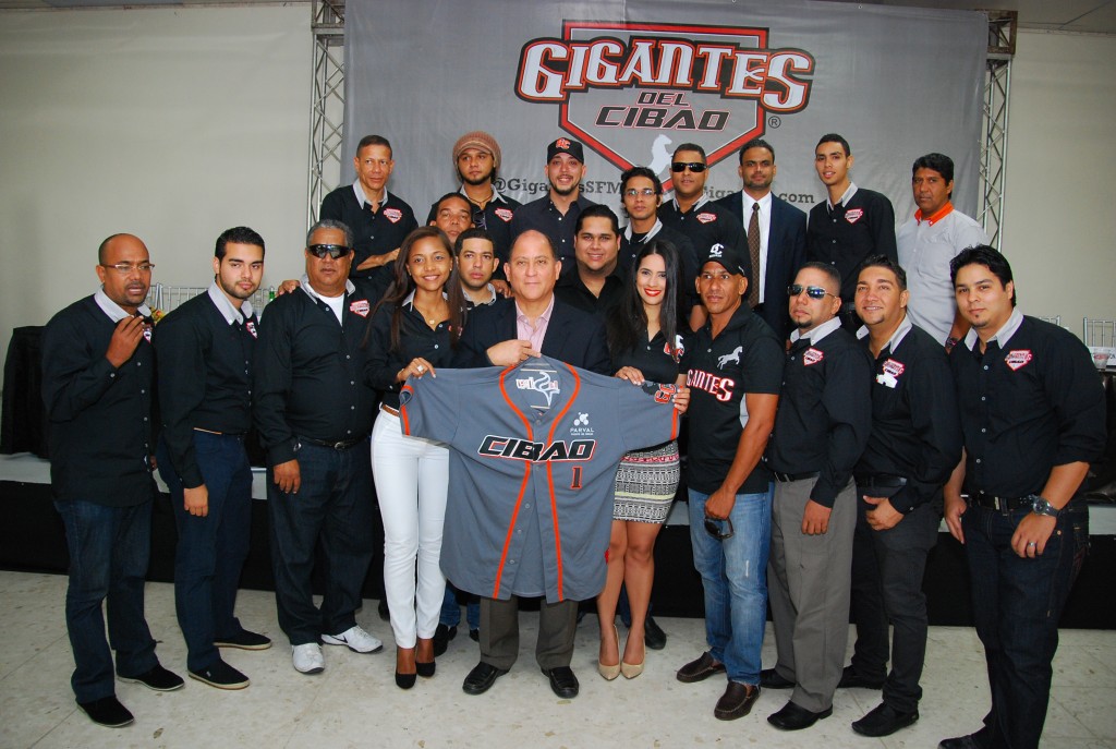 Gigantes del Cibao preparados para la batalla; presentan el equipo