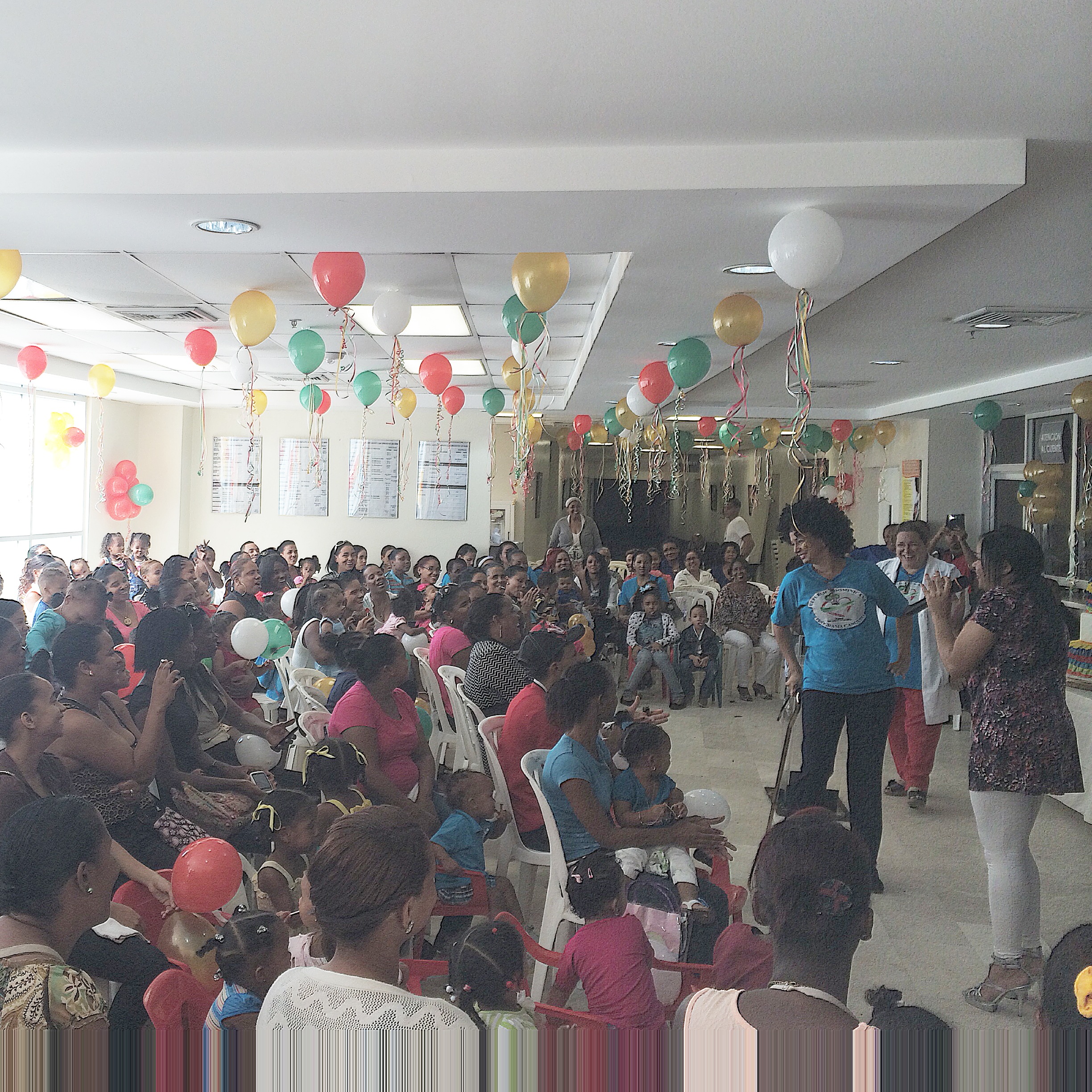 Maternidad de Los Mina celebra tercer aniversario del programa “Madre Canguro”