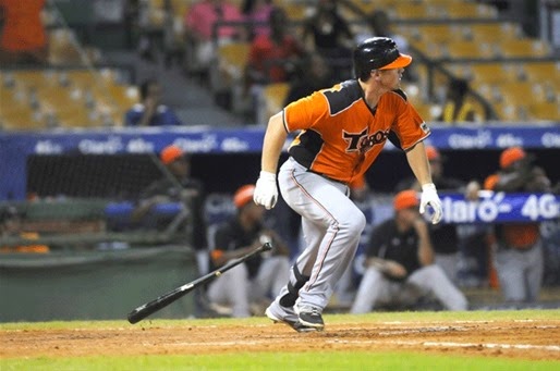 Moore y Ramírez se encargan de apear a las Águilas del primer lugar