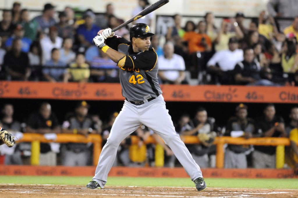 Manny y Almonte conducen victoria de las Águilas sobre Gigantes