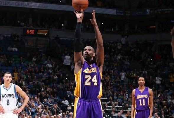Kobe supera a Jordan en puntos y se convierte en el tercer mejor anotador de la historia de la NBA