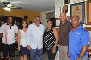 Comité Olímpico Dominicano visita a las viudas de deportistas fallecidos