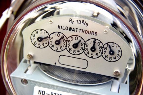 ¡Buena noticia! Precio de la tarifa eléctrica no subirá en enero