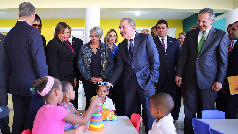 Medina entrega estancia infantil en Navarrete