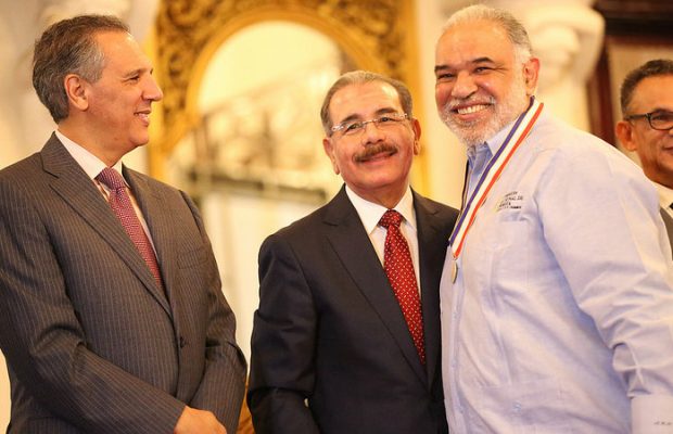 Danilo Medina entrega Premio Nacional a la Calidad del Sector Público