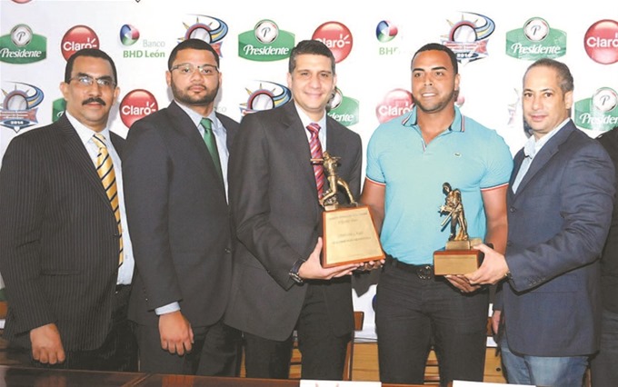 Nelson Cruz gana premio Jugador Más Valioso y Ofensivo del Año