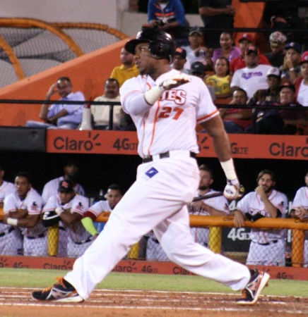¡No creen en nadie! Gigantes vencen a Toros y continúan sólidos en primer lugar del Round Robin