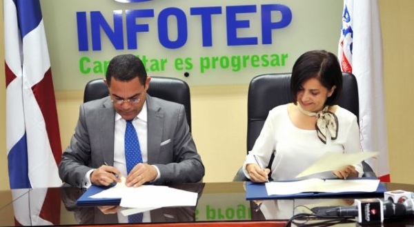 Infotep y Promipyme fortalecerán capacitación artesanos de larimar y ámbar