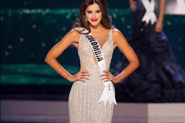 Colombiana Paulina Vega gana la corona del Miss Universo 2015