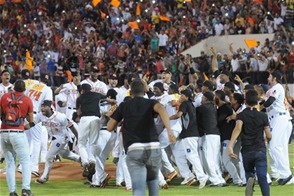 Presidente Medina felicita a los Gigantes del Cibao por conquistar el campeonato del béisbol invernal