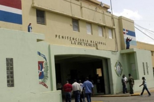 Habilitan área atención a reclusos en hospital La Victoria