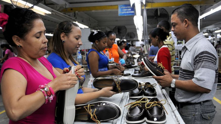 Gobierno y 127 empresas de zona franca ofertan diez mil empleos