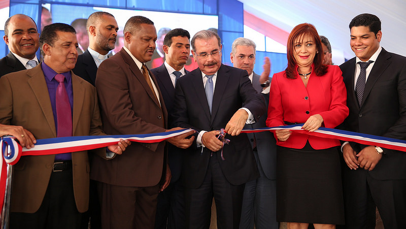 Presidente Medina inaugura carretera El Seibo–Miches