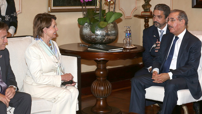 Congresistas estadounidenses visitan al presidente Danilo Medina